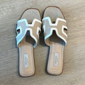 Steven Women's Tan and White Slide Sandals